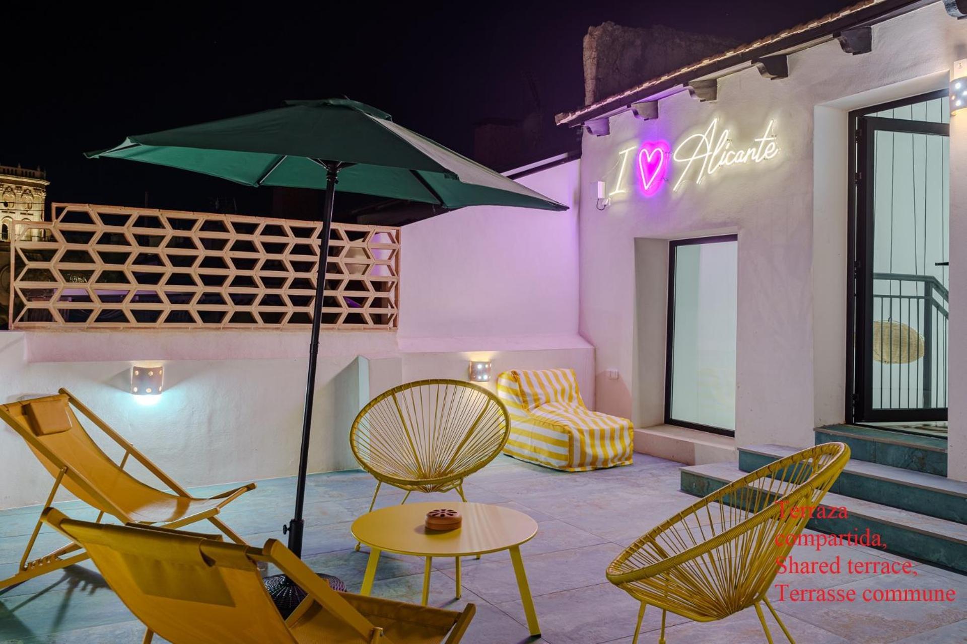 Glamorous Pink Studio In City Center Alicante Kültér fotó
